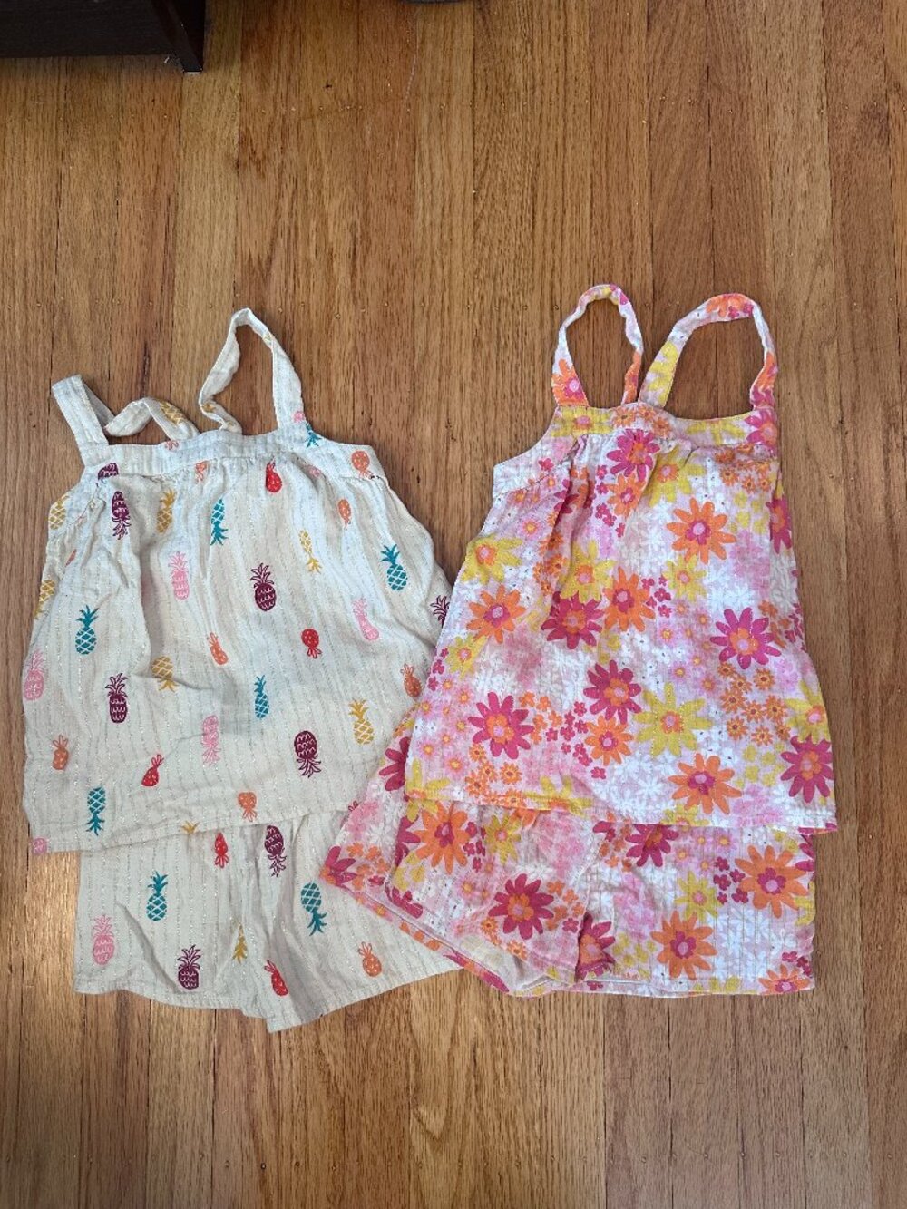 Cat & Jack - 2 shorts & top sets